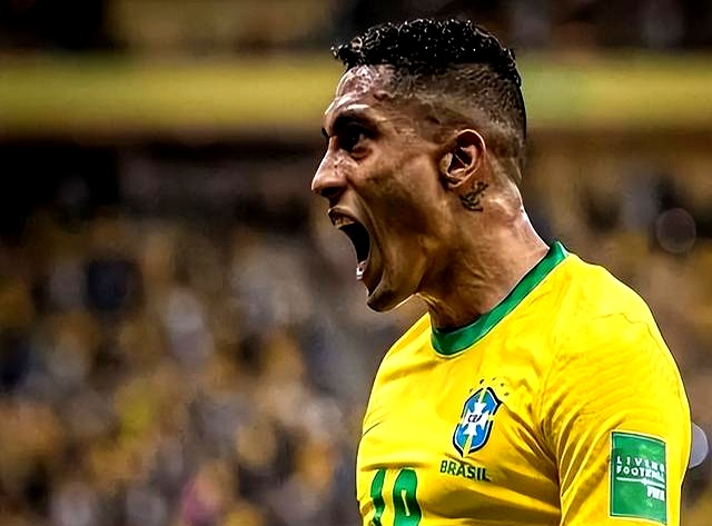 包含巴西中场助攻得手，率队晋级欧国大赛强的词条