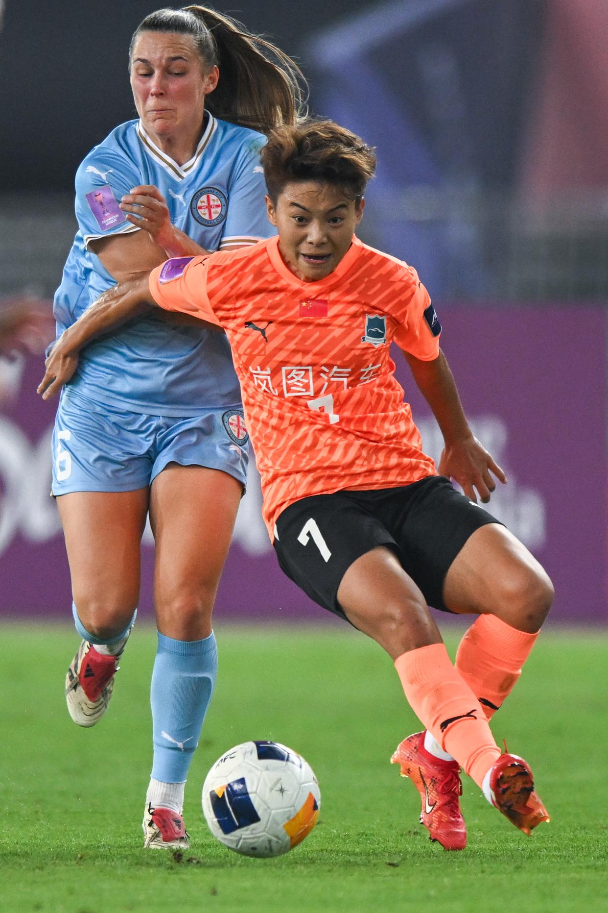 关于女足冠军联赛场面壮观,球员实力过人的信息 关于女足冠军联赛场面壮观,球员实力过人的信息