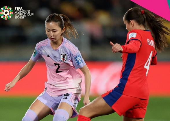 荷兰队淘汰日本晋级女足八强