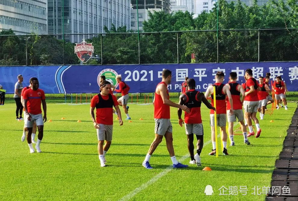 包含重庆队在比赛中打出高效进攻,轻松压制对手的词条 包含重庆队在比赛中打出高效进攻,轻松压制对手的词条