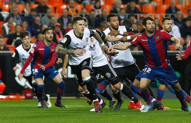 巴伦西亚城市德比战打响,围绕战术异军突起的简单介绍 巴伦西亚城市德比战打响,围绕战术异军突起的简单介绍