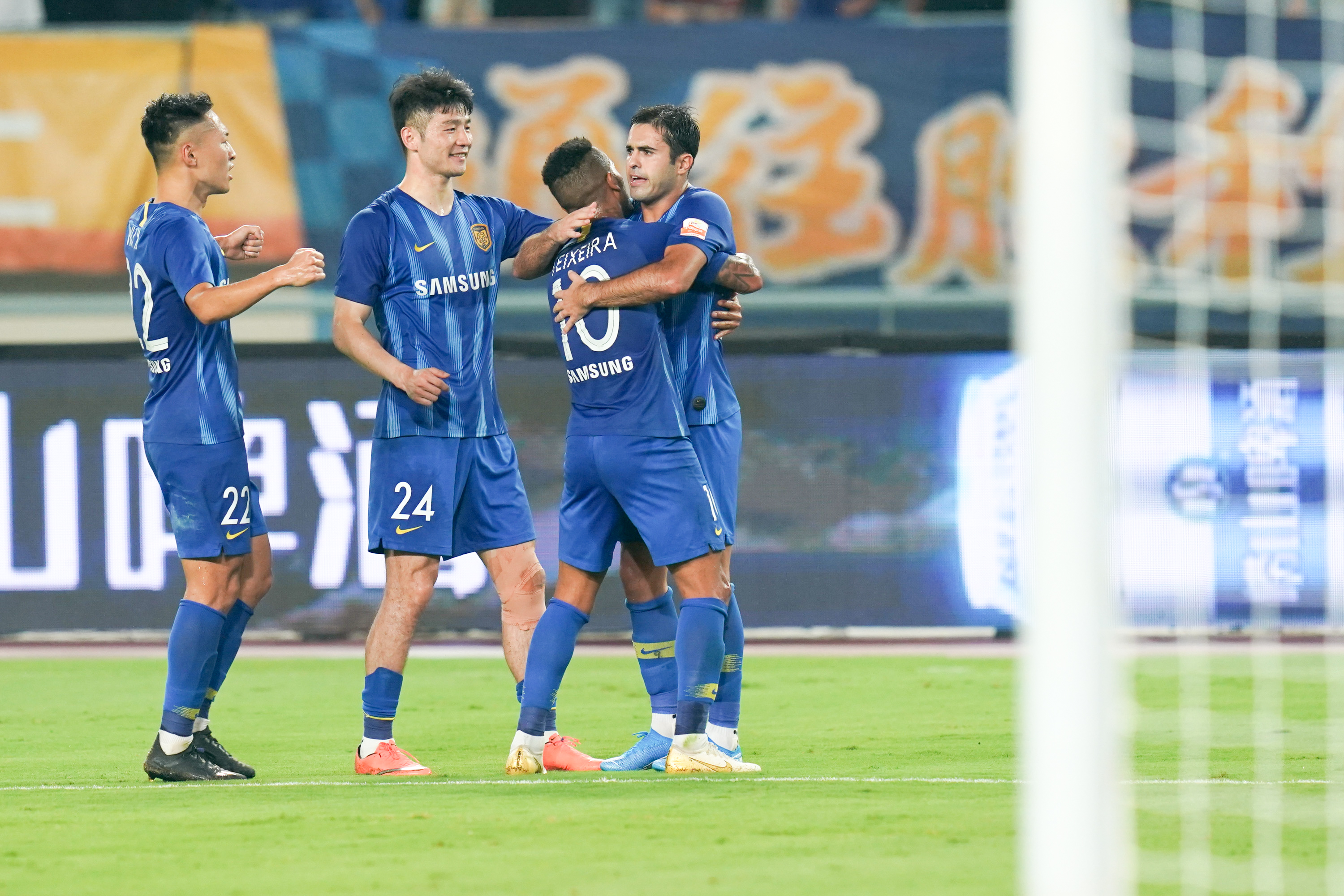 苏宁主场连胜建业，球队士气高昂精神抖擞的简单介绍