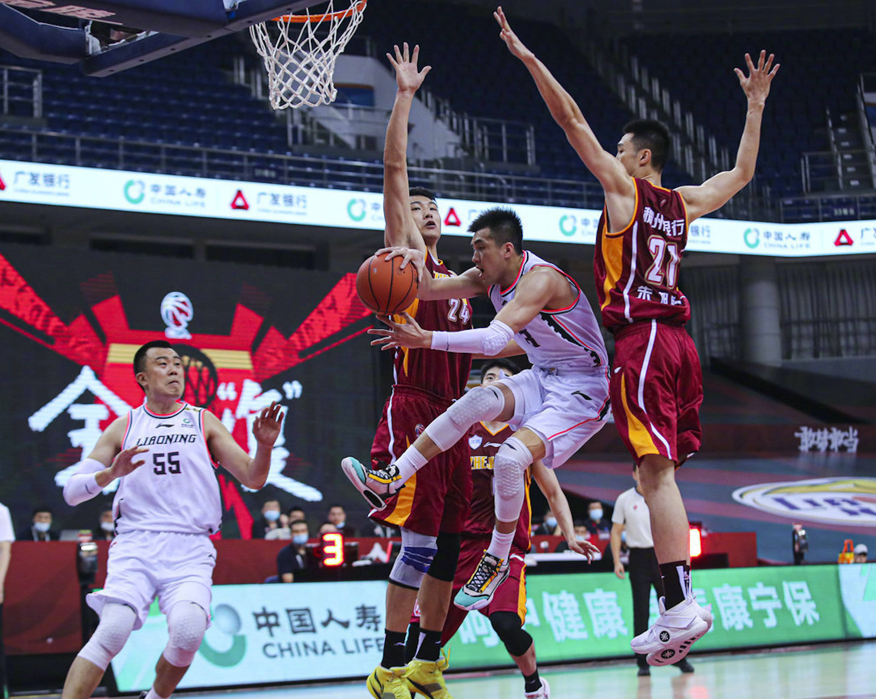 浙江队逆转骑士，郭艾伦惊艳四座