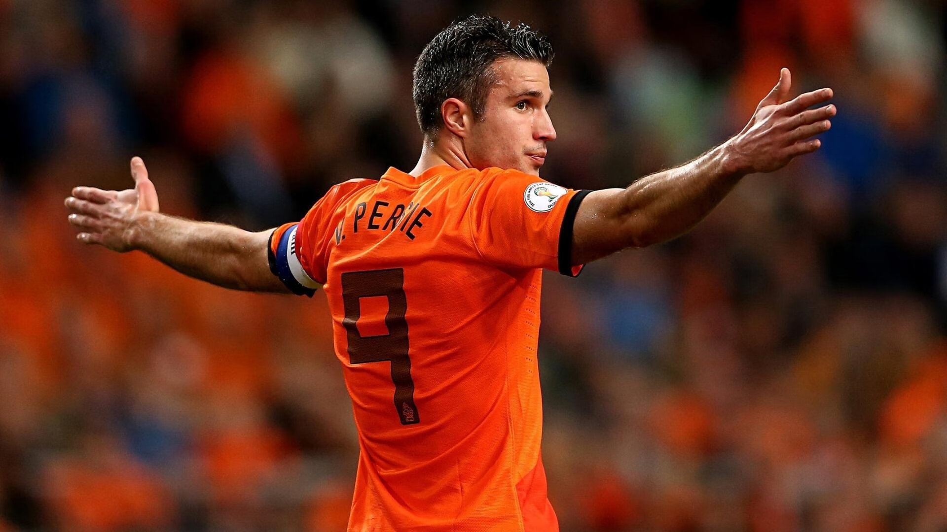 黄潜艇掀翻床单军，拉亚德比夜一夫当关—论门神如何主宰国家德比